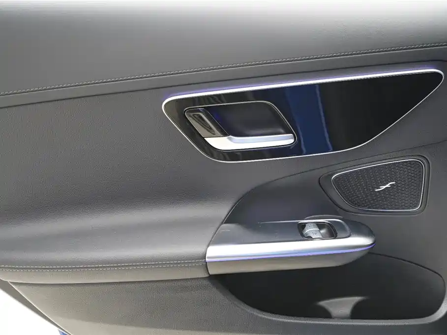 Mercedes-Benz C-Class 2022 Facelift C 260 L Sport фото 17