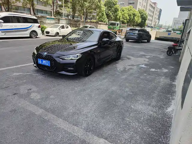 BMW 4 SERIES