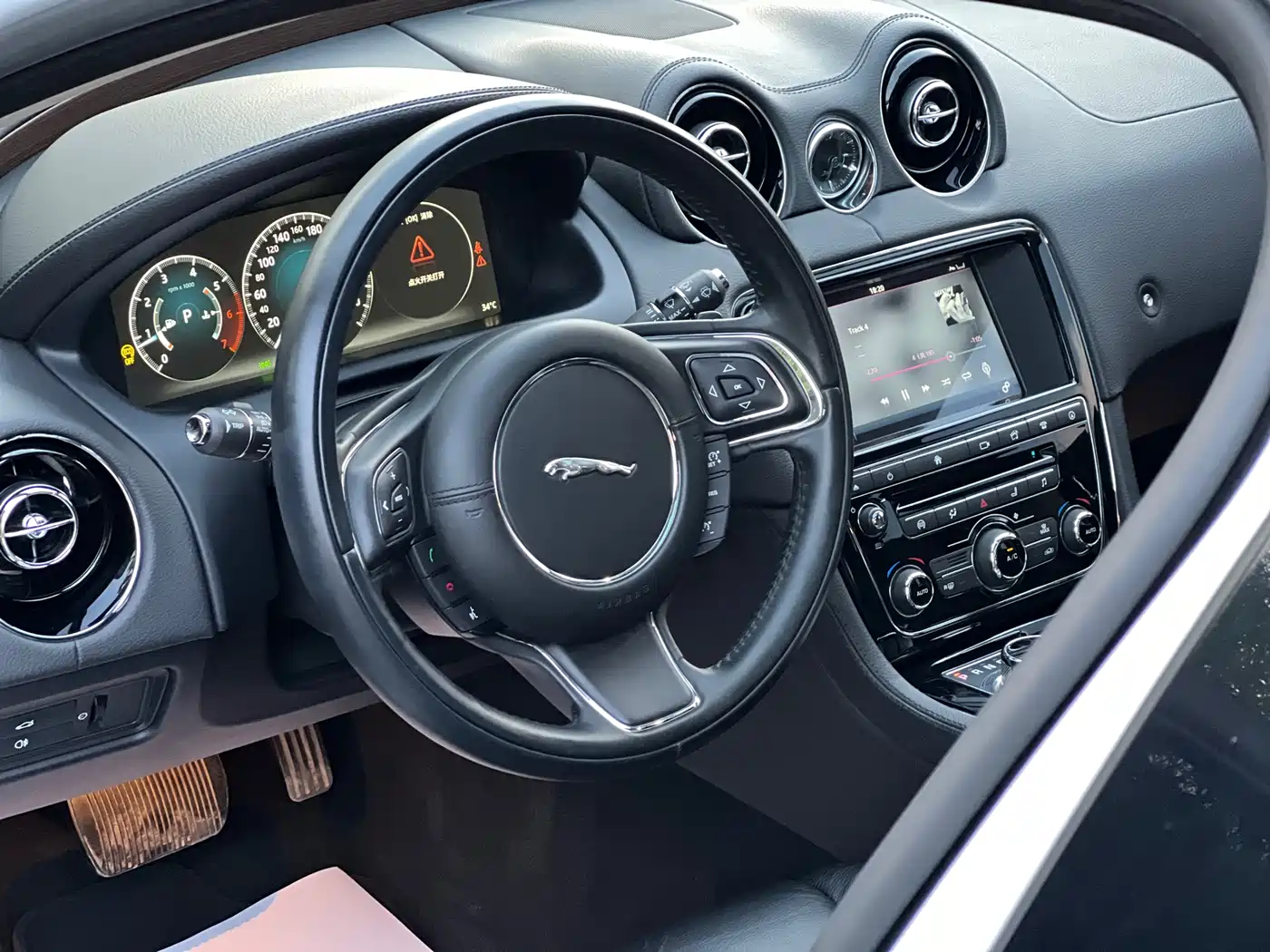Jaguar XJ 2016 2016 XJL 3.0 SC 2WD Elegance Business Edition