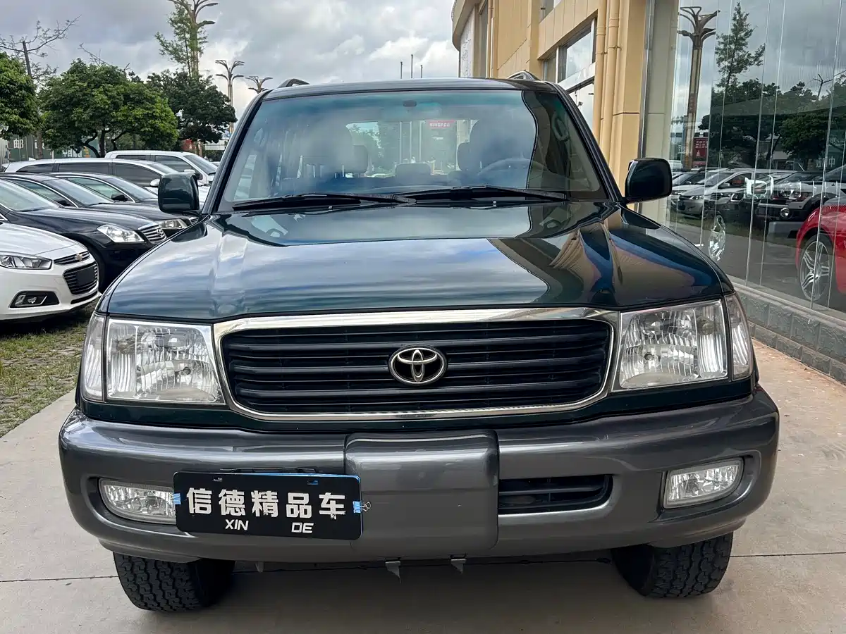 Toyota Land Cruiser (Import)