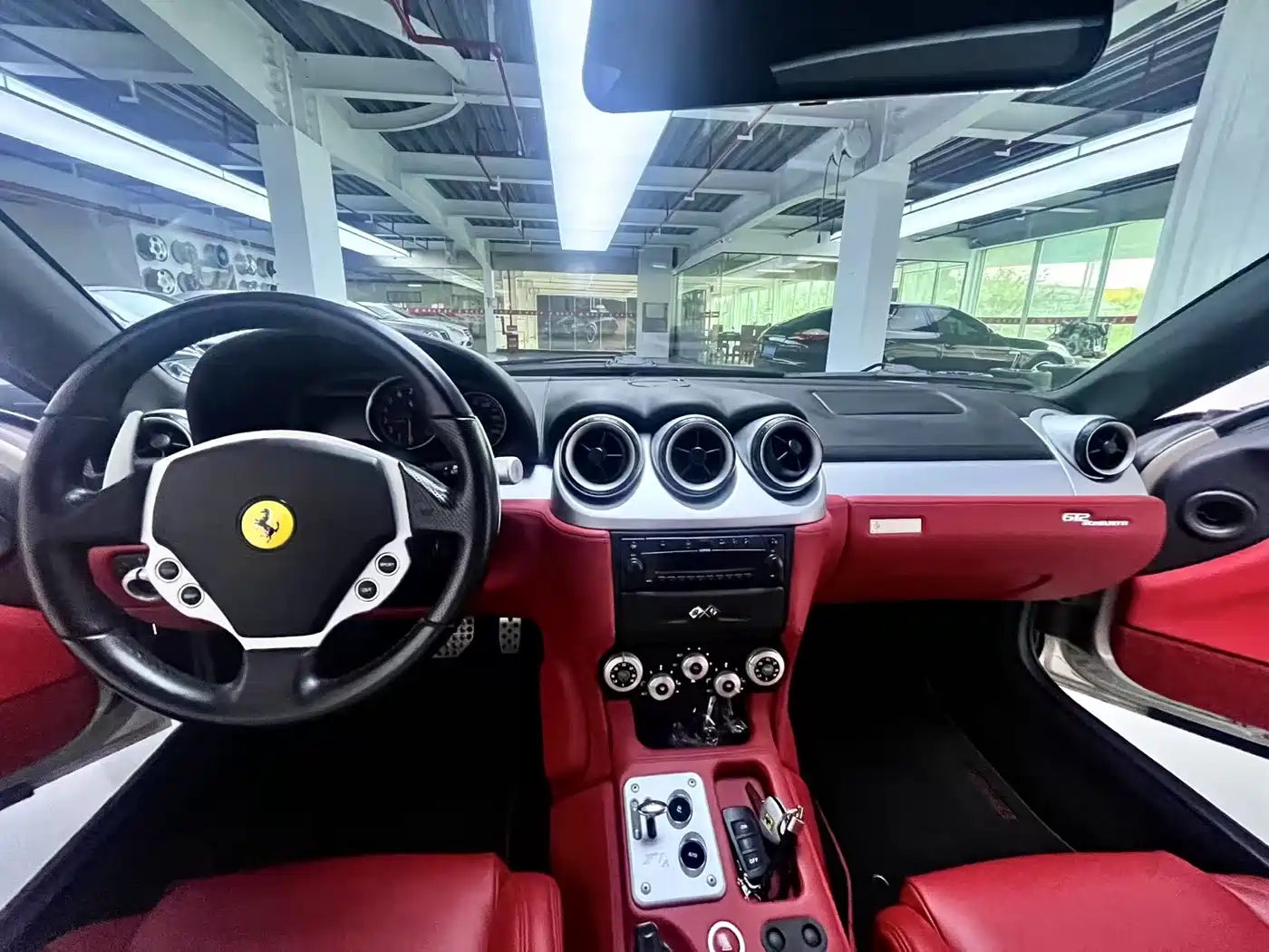 Ferrari 612 2005 Scaglietti 5.7 фото 8