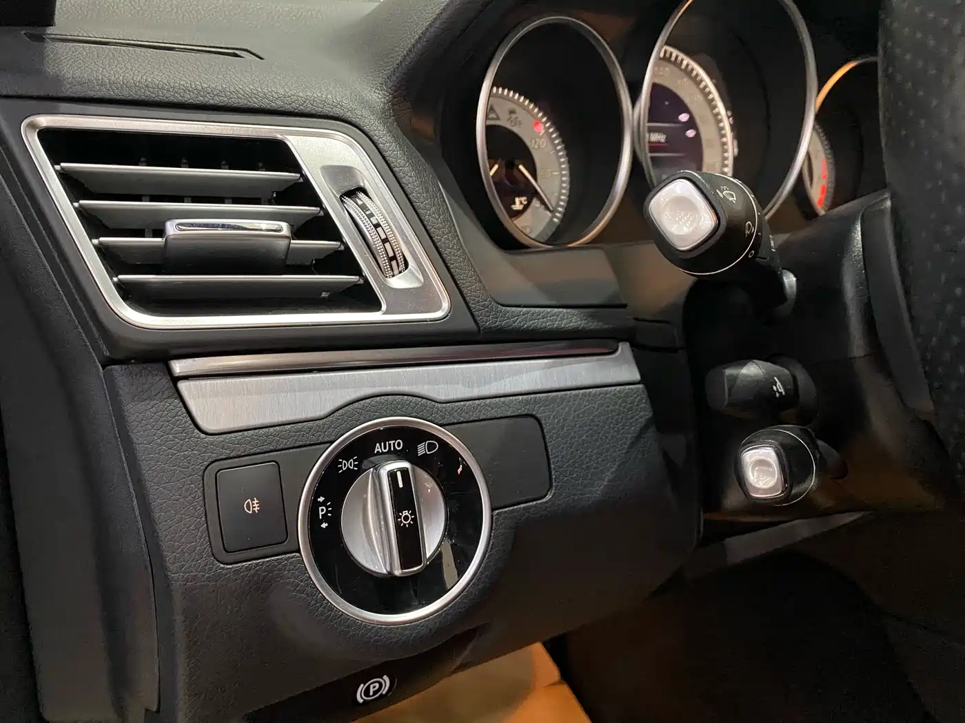 Mercedes-Benz E-Class (Import) 2014 E 260 Coupe фото 13