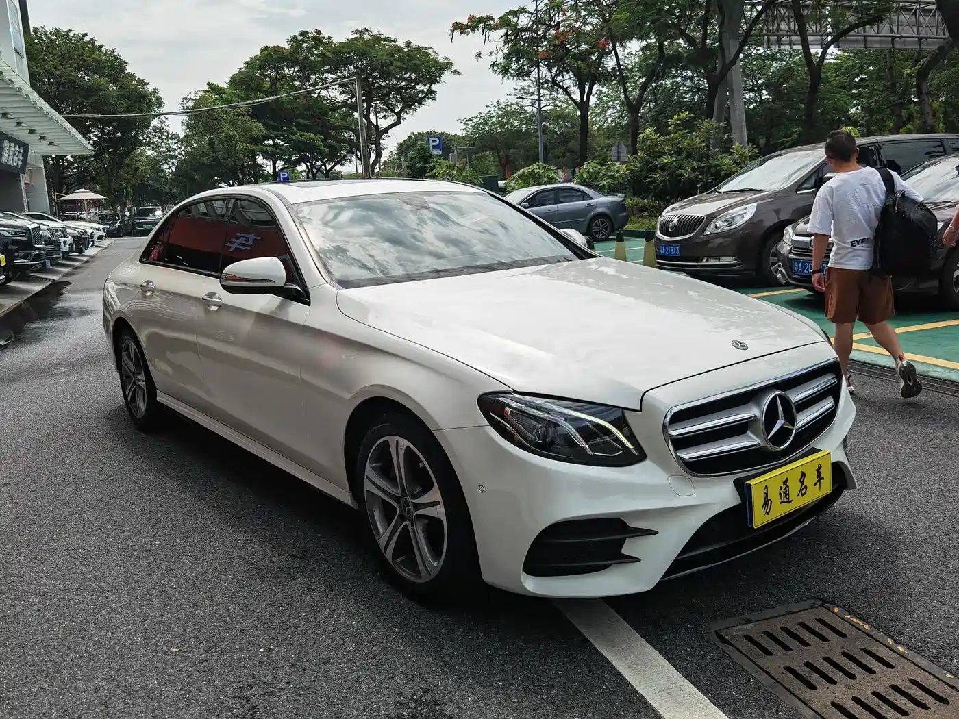 Mercedes-Benz E-Class 2018 E 200 L Sport фото 2
