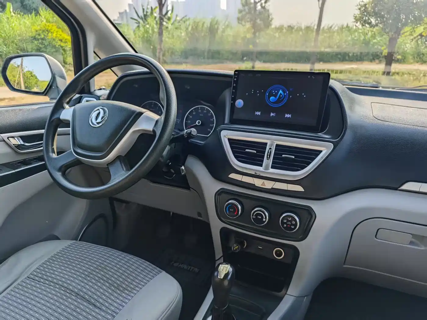 Dongfeng ZNA Shuaike 2016 2016 1.5L Manual Comfort