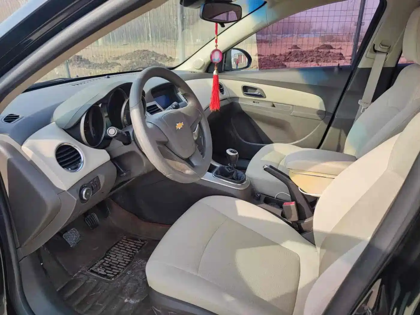 Chevrolet Cruze 2015 1.5L Classic SL MT фото 7