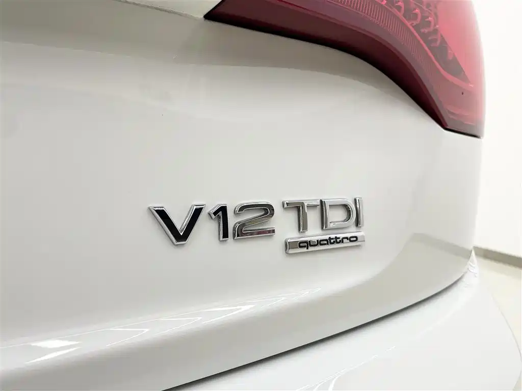 Audi Q7 2010 Model 6.0 V12 TDI Flagship фото 22