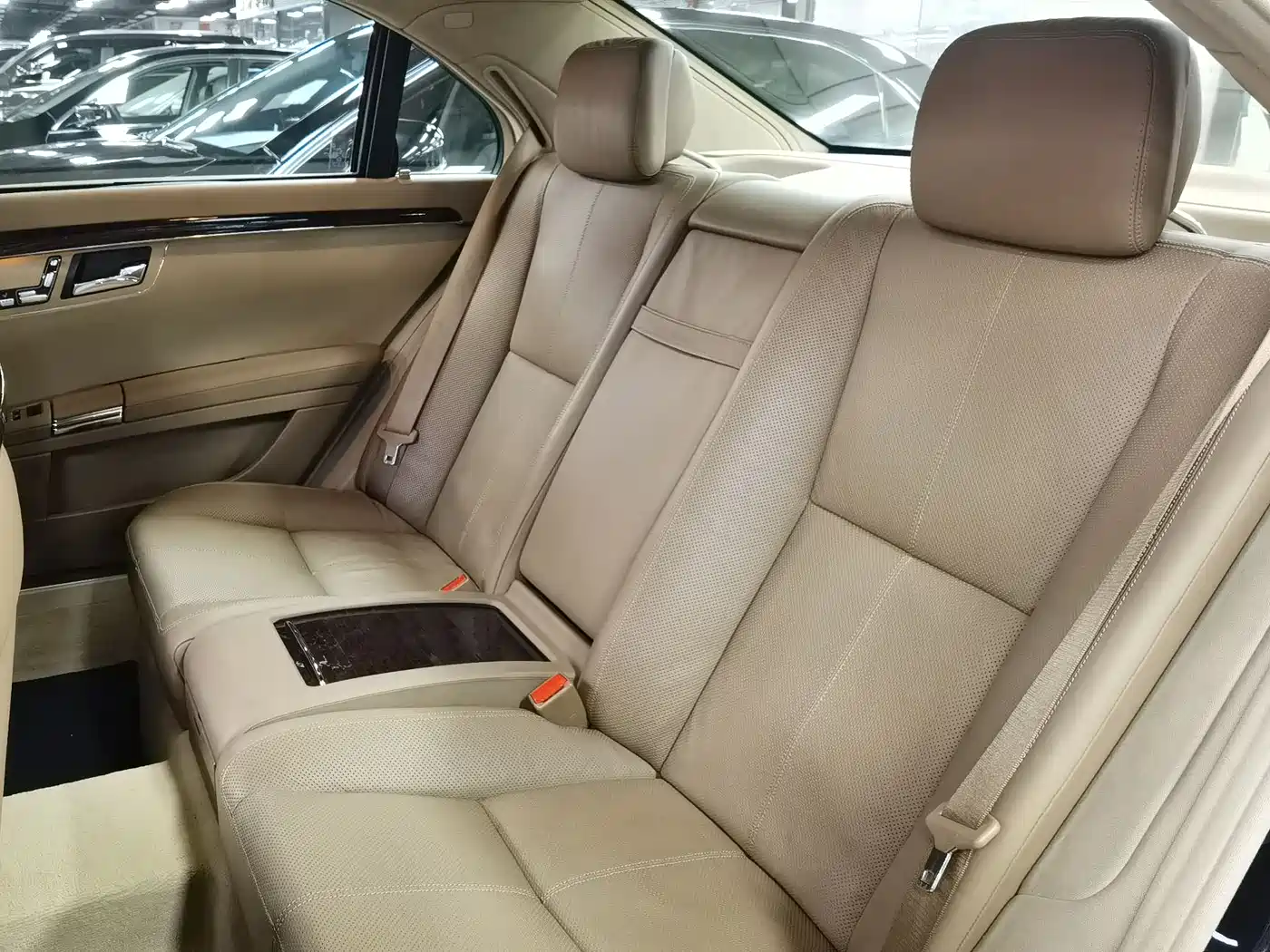 Mercedes-Benz S-Class 2008 Model S 500 L 4MATIC фото 16