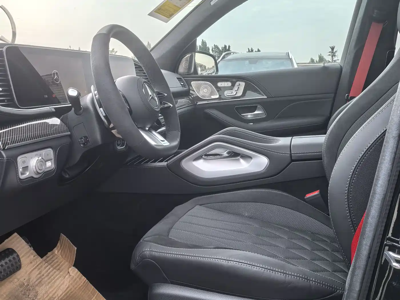 Mercedes-Benz GLS AMG 2024 AMG GLS 63 4MATIC+ фото 5