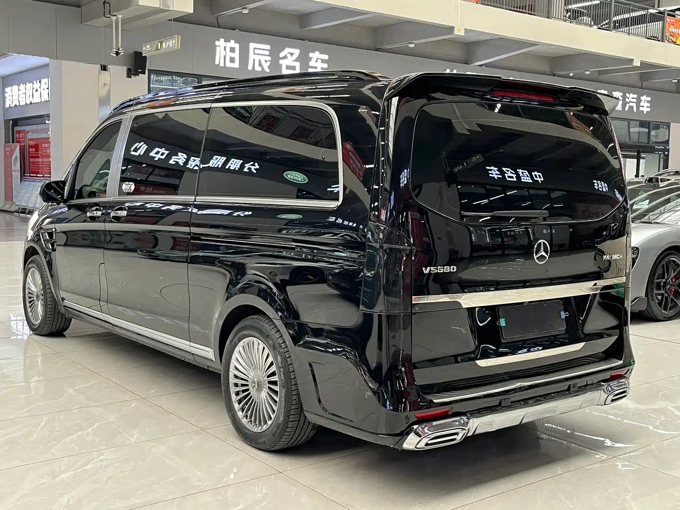 Mercedes-Benz Vito 2023 2.0T Business 7-Seater фото 23