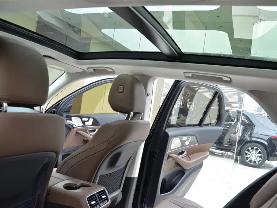 Mercedes-Benz GLE 2024 Facelift GLE 350 4MATIC Fashion фото 14