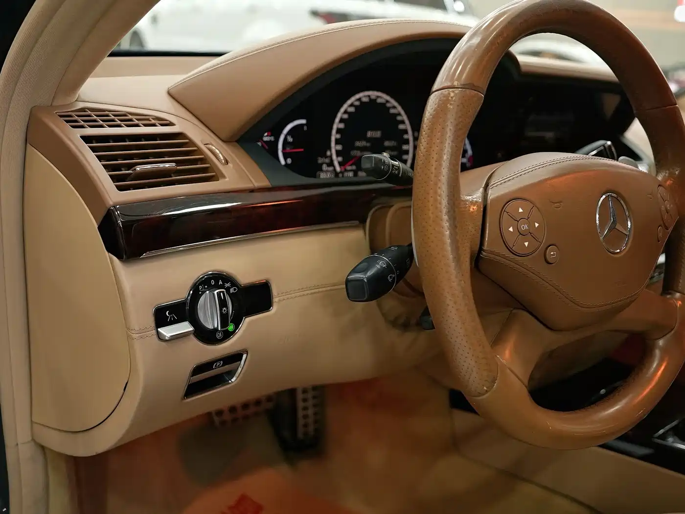 Mercedes-Benz S-Class AMG 2013 AMG S 65 L Grand Edition фото 14
