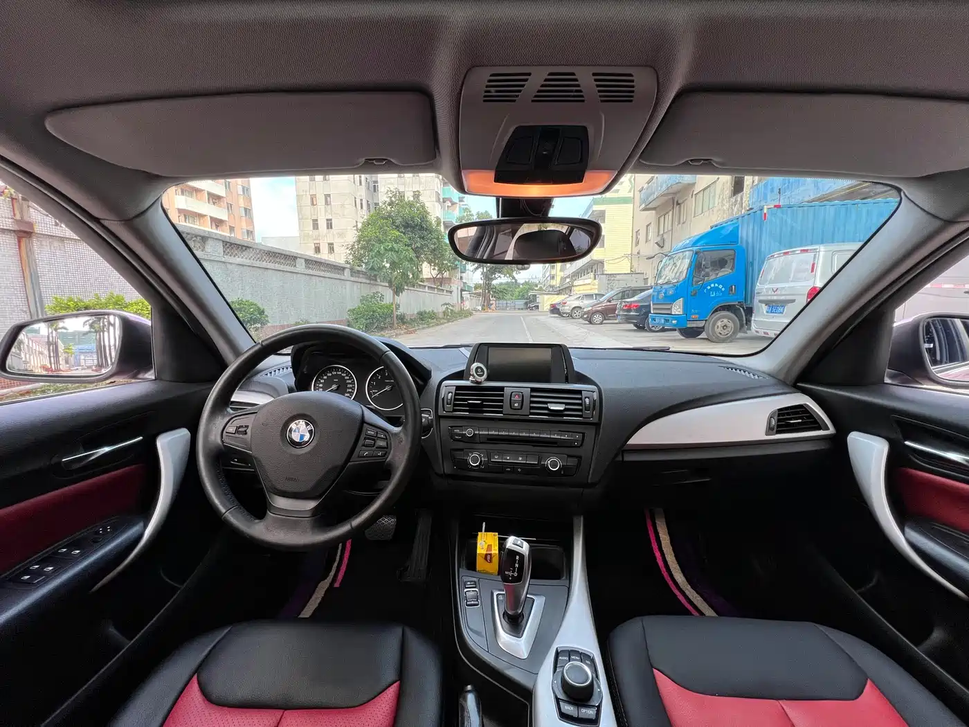 BMW 1 Series (Import) 2012 116i Leading фото 18