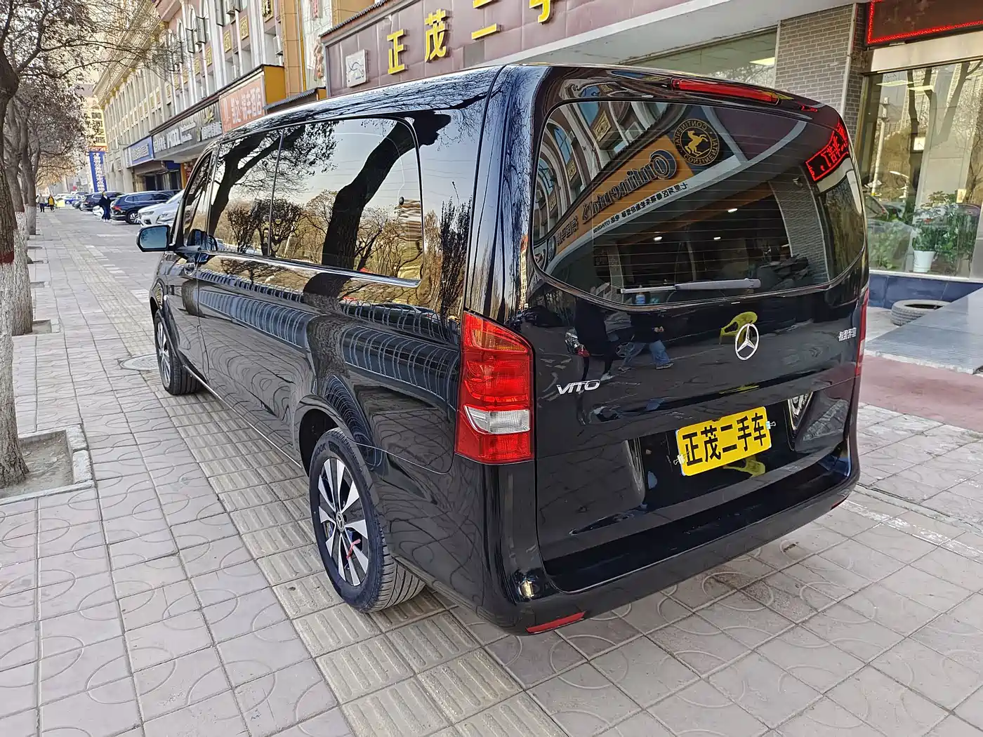 Mercedes-Benz Vito 2021 2.0T Elite 7-Seater фото 10