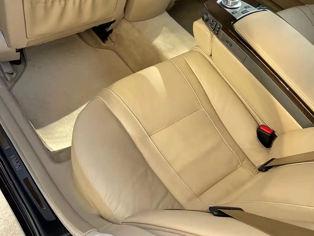 BMW 7 Series 2008 Model 730Li Classic Edition фото 41