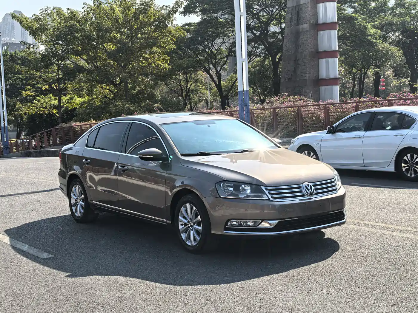 Volkswagen Magotan 2016 1.8TSI Smart Leading фото 3