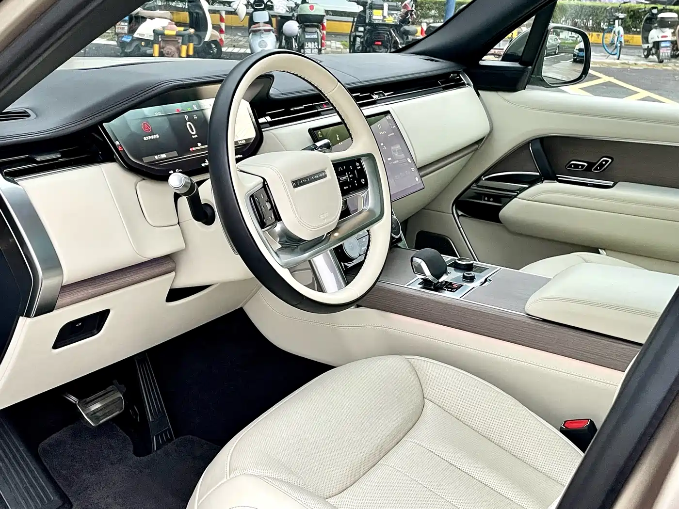 Фото 9 - Land Rover Range Rover