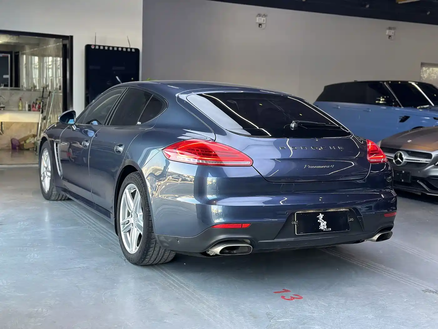 Porsche Panamera 2014 Panamera 4 3.0T фото 6