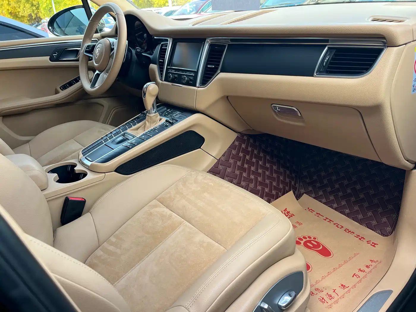 Porsche Macan 2016 Macan 2.0T фото 6