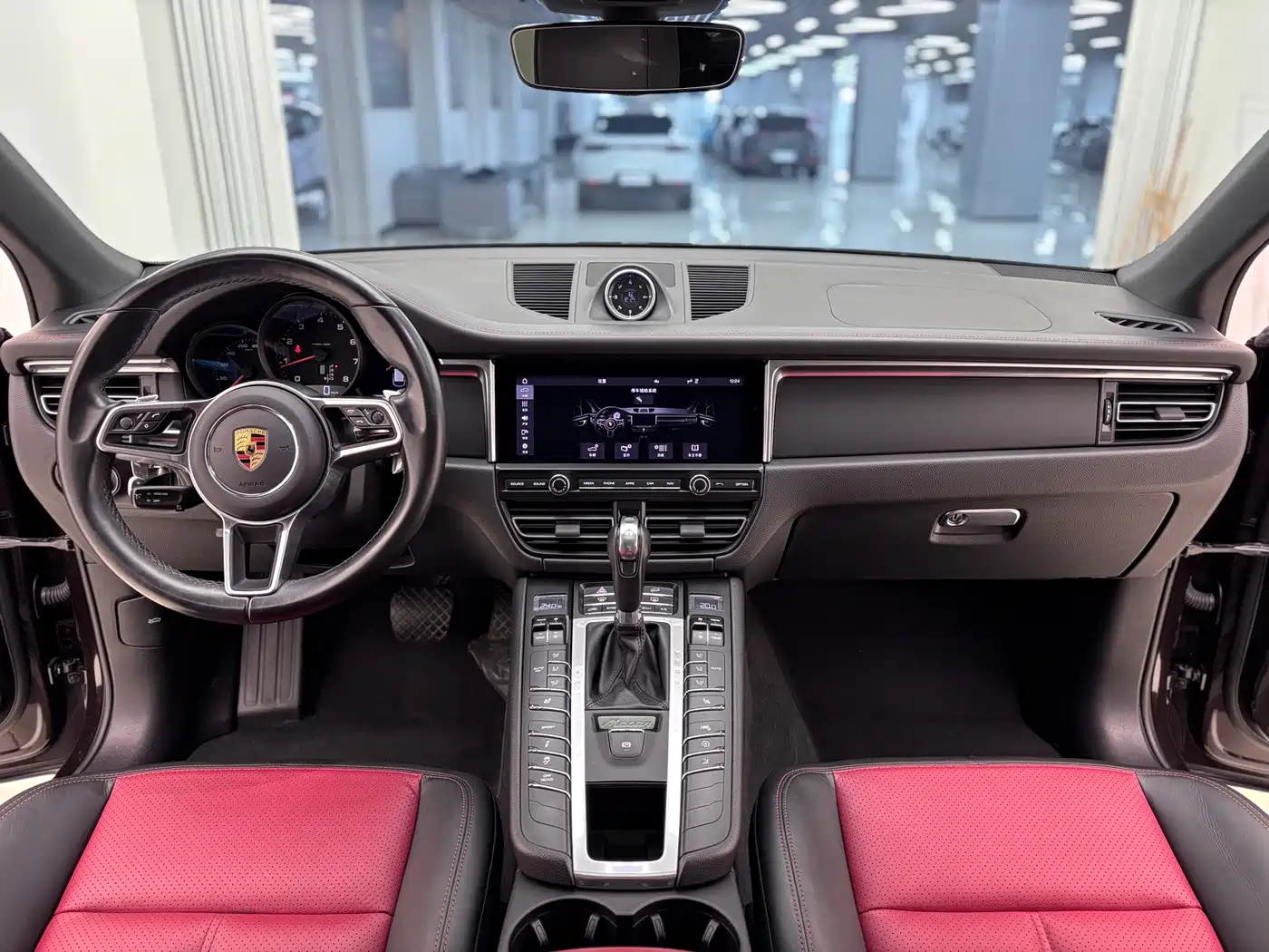 Porsche Macan 2021 Macan 2.0T фото 4