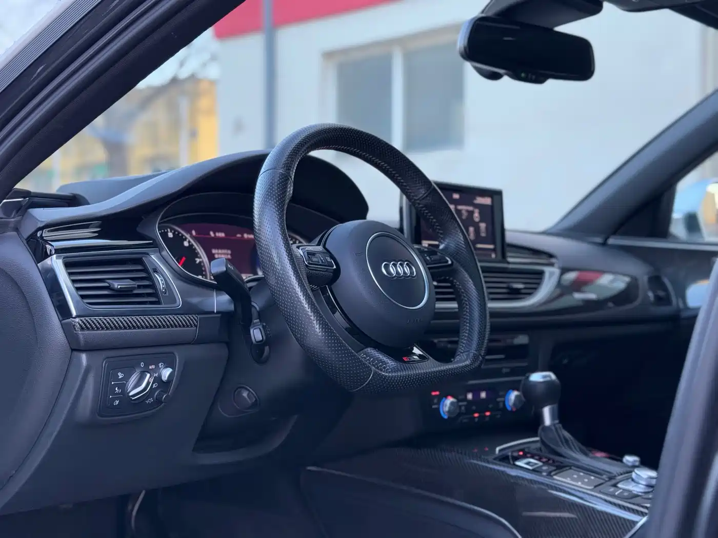 Audi RS 6 2016 RS 6 4.0T Avant фото 4