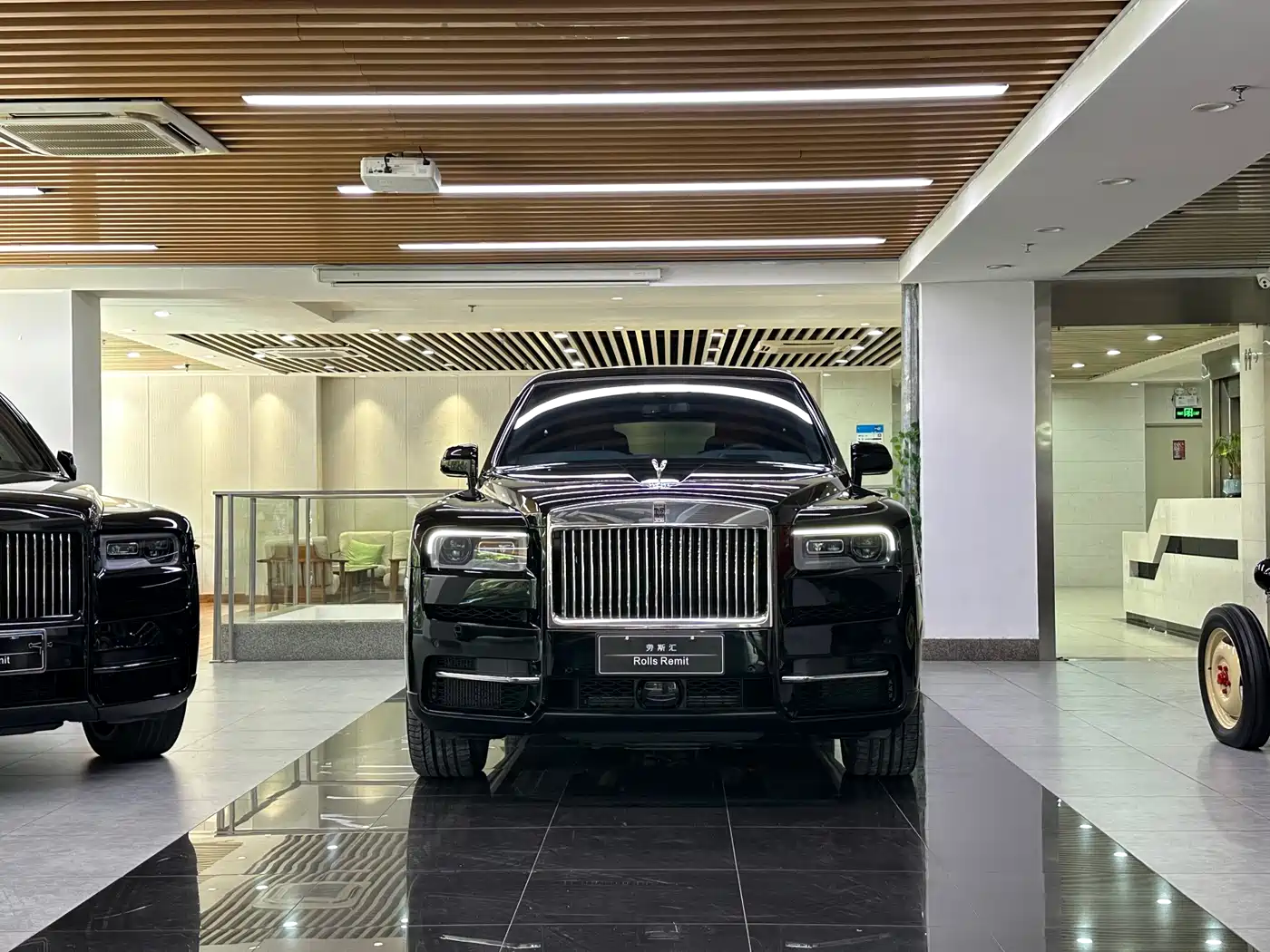 ROLLS-ROYCE CULLINAN