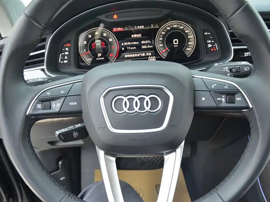 صورة 8 - Audi Q7