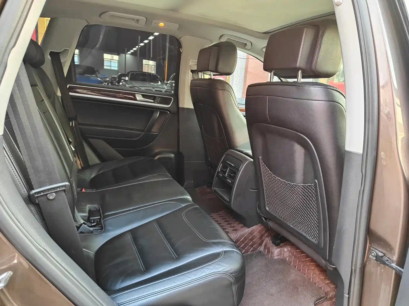 Volkswagen Touareg 2011 3.0TSI Comfort фото 10