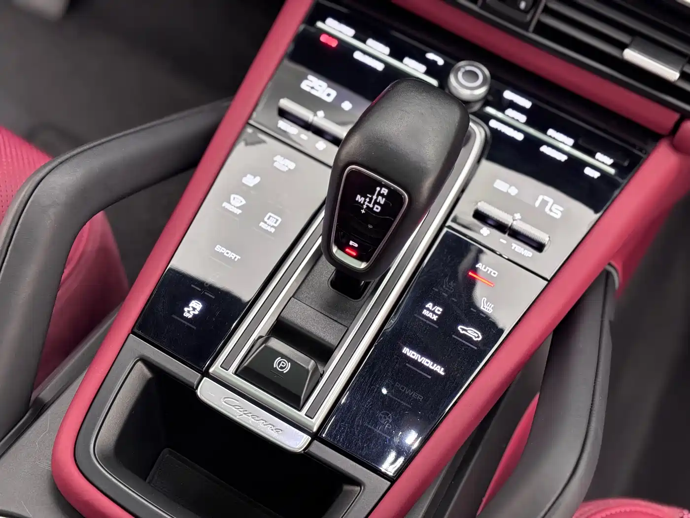 Porsche Cayenne 2019 Cayenne 3.0T фото 17