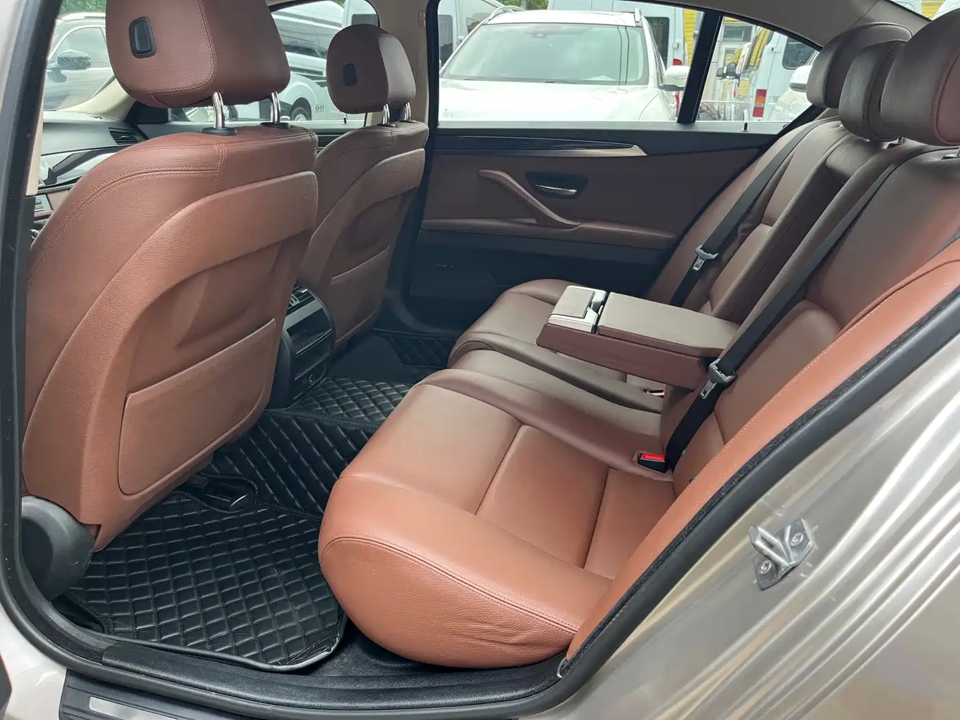 BMW 5 Series 2014 520Li Elegance фото 11