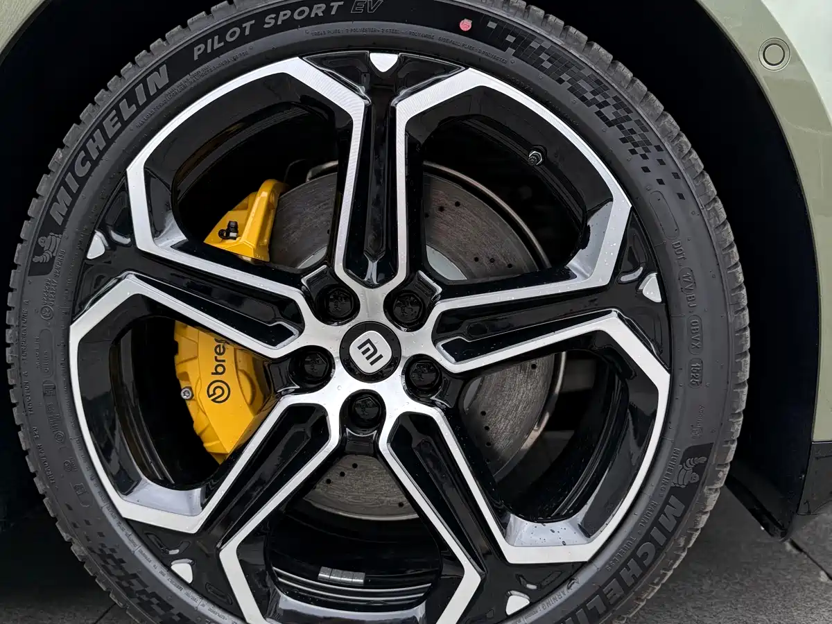 XIAOMI CAR XIAOMI SU7