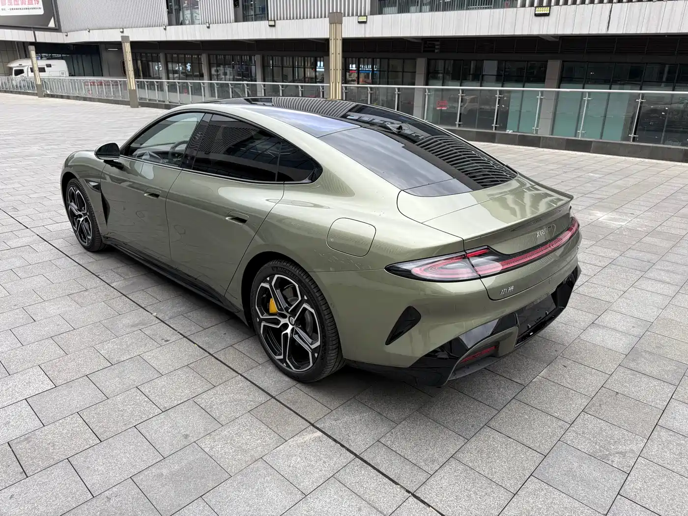 XIAOMI CAR XIAOMI SU7