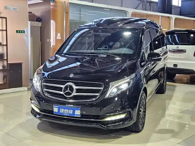 MERCEDES-BENZ V CLASS
