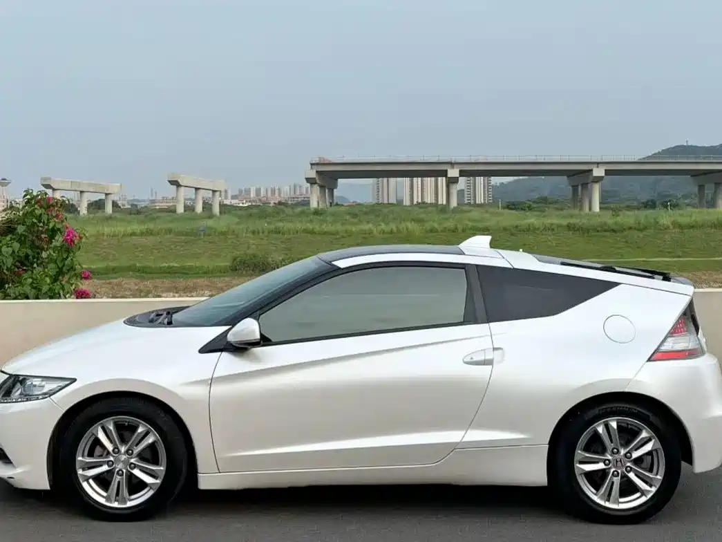 Honda CR-Z 2012 Hybrid фото 6