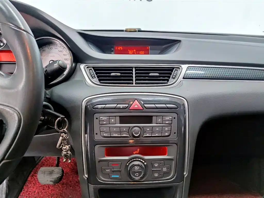 Peugeot 308 2016 1.6L Automatic Fashion фото 13