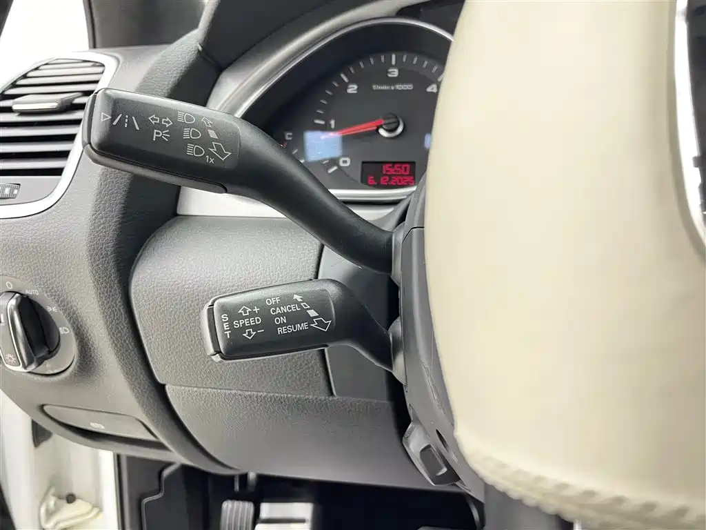 Audi Q7 2010 Model 6.0 V12 TDI Flagship фото 13