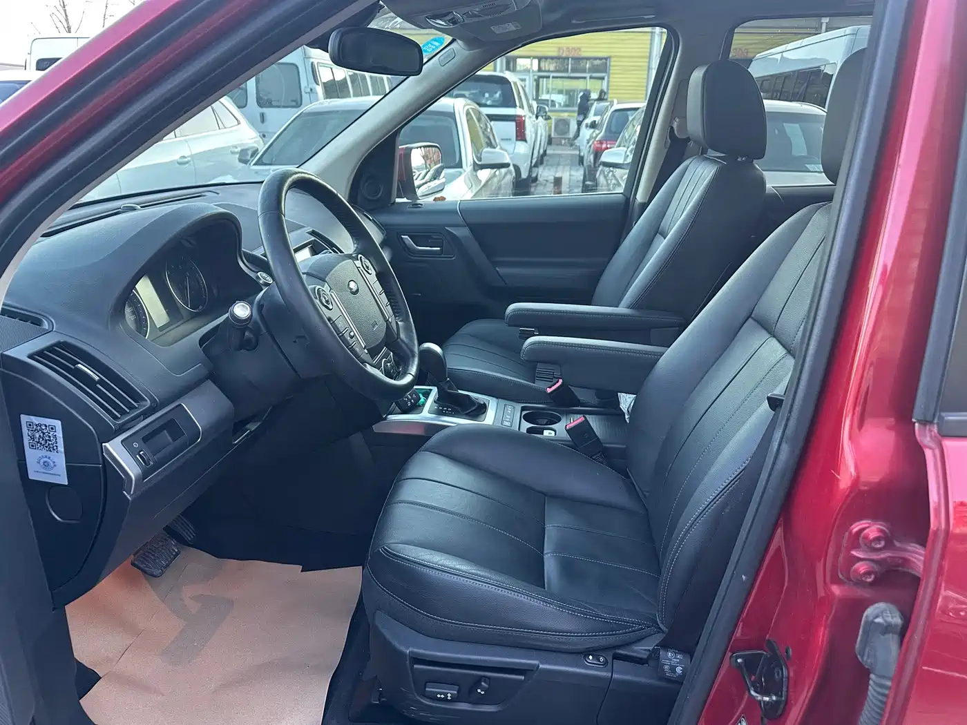 Land Rover Freelander 2 2014 2.0T Si4 SE Gasoline Edition фото 10