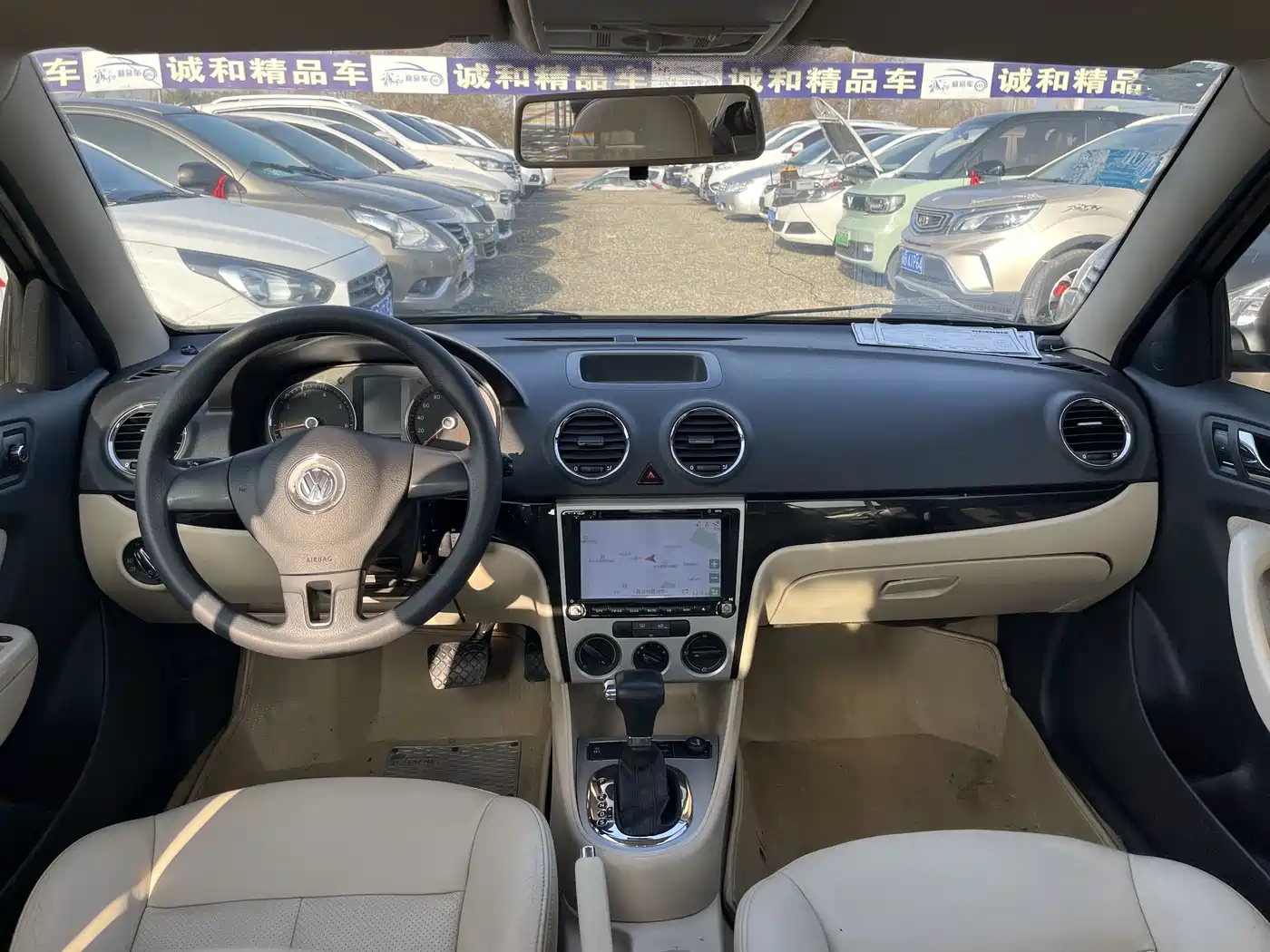 Volkswagen Lavida 2011 1.6L Automatic Pinxuan Edition фото 6