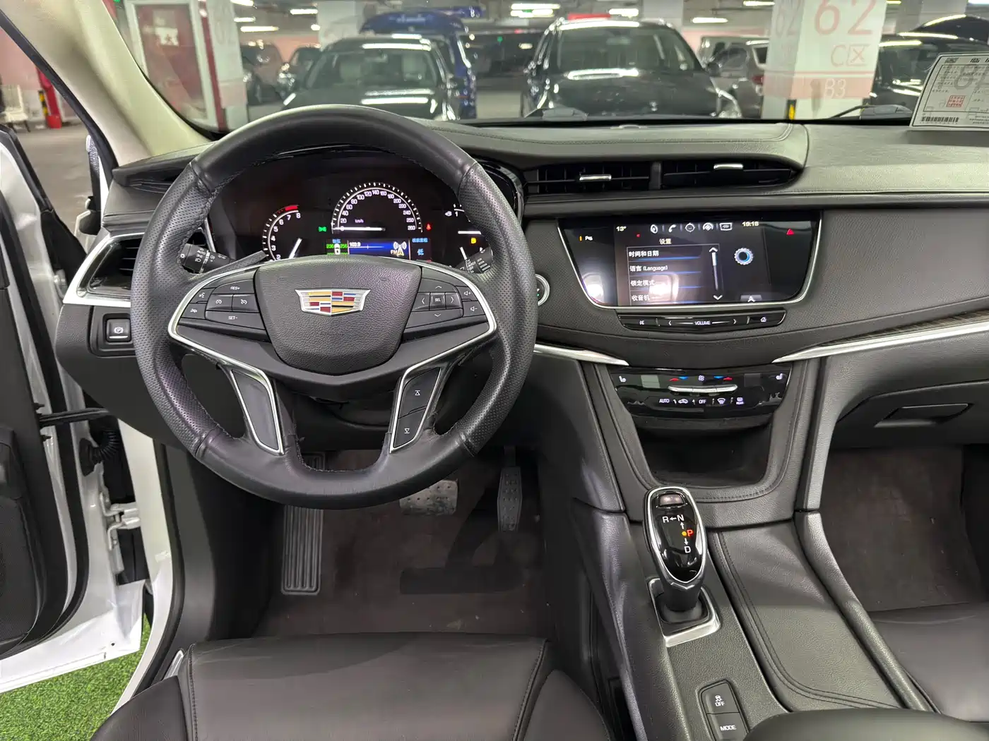 Cadillac XT5 2016 25T Luxury Model фото 14
