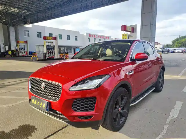 JAGUAR E PACE