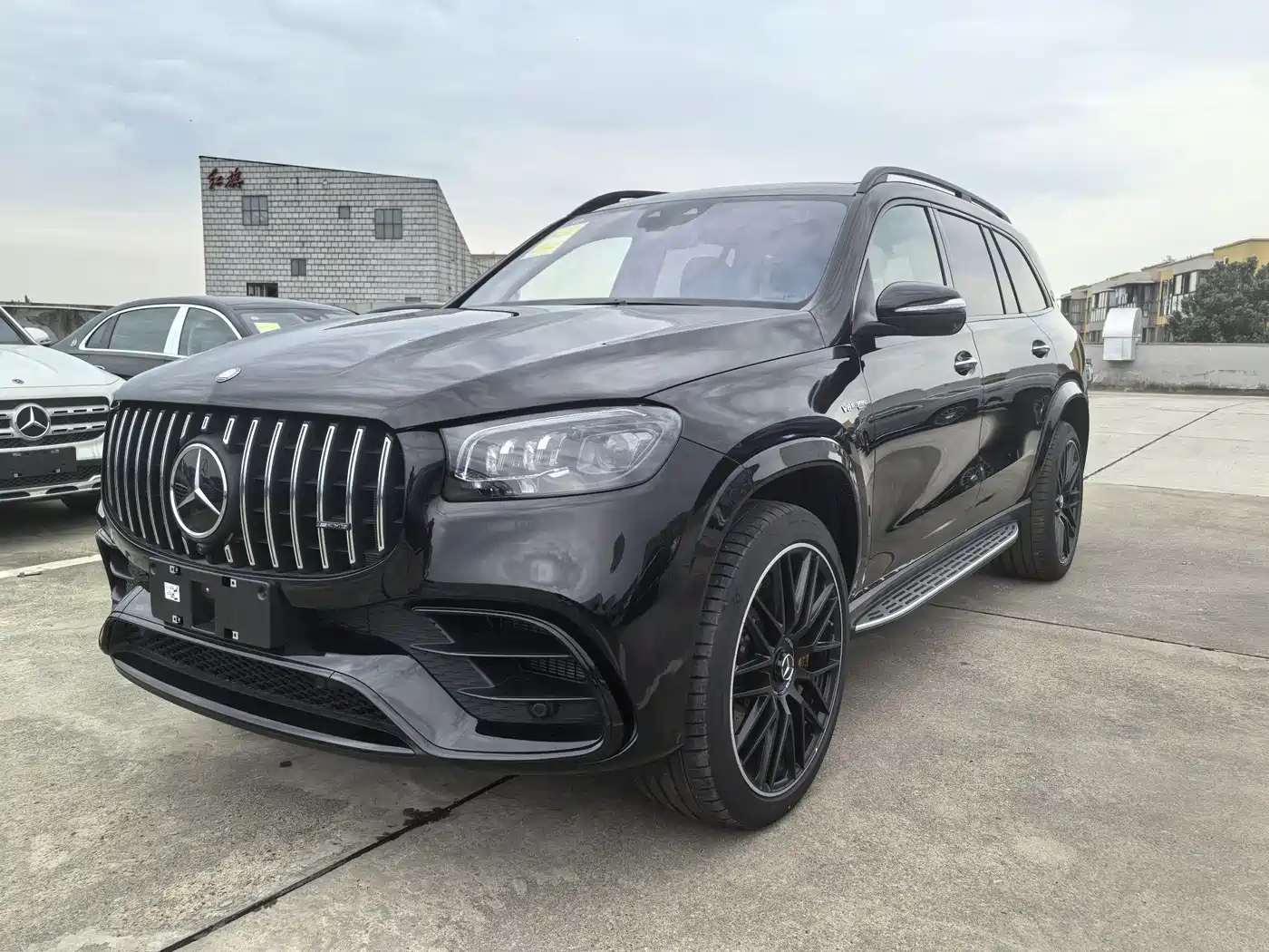 Mercedes-Benz GLS AMG 2024 AMG GLS 63 4MATIC+ фото 2