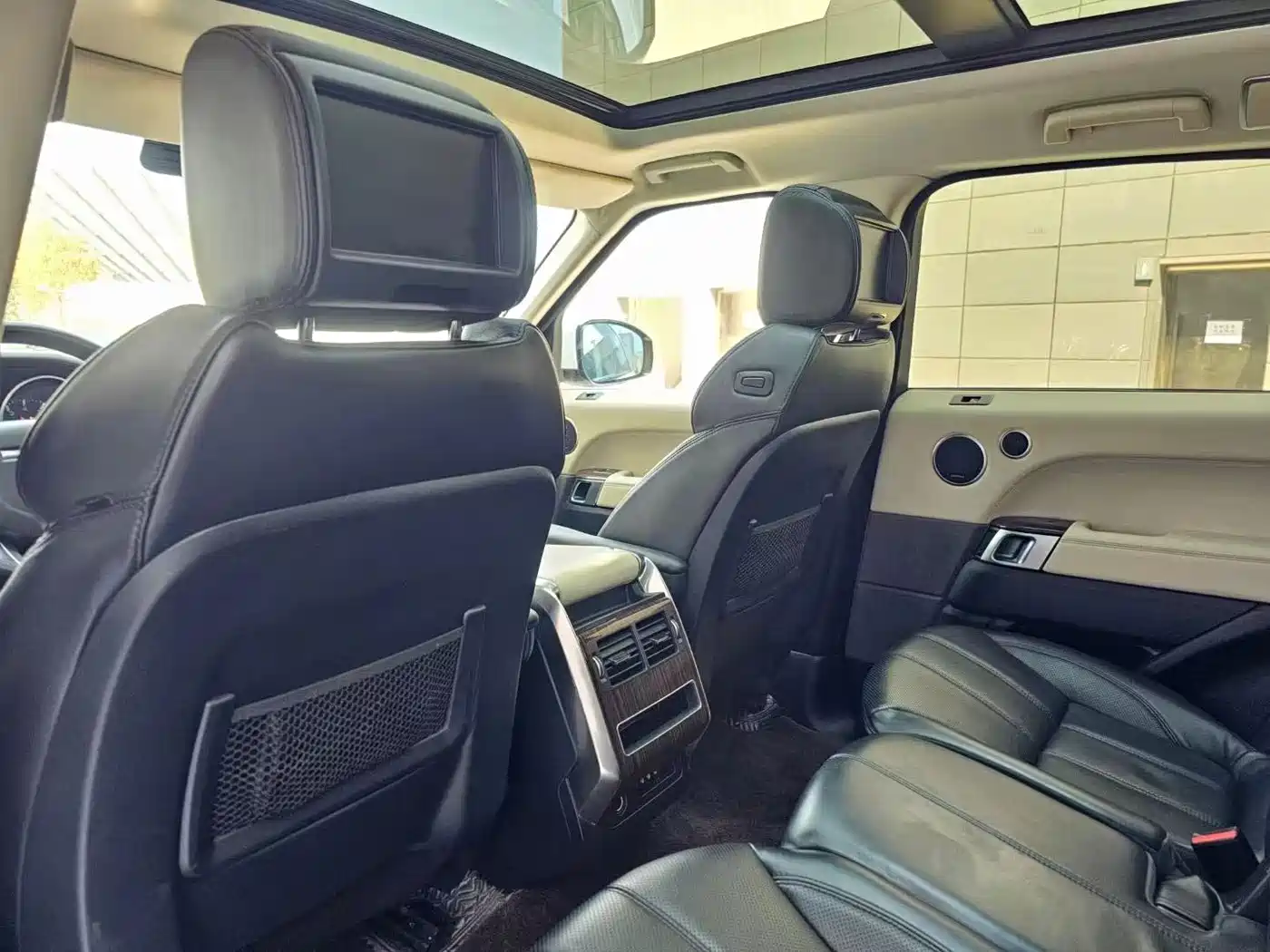 Land Rover Range Rover Sport 2014 3.0 SC V6 HSE фото 6