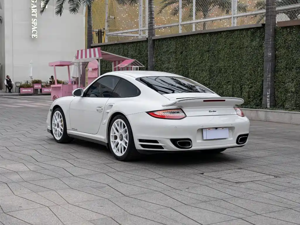 Porsche 911 2010 Turbo 3.8T фото 6