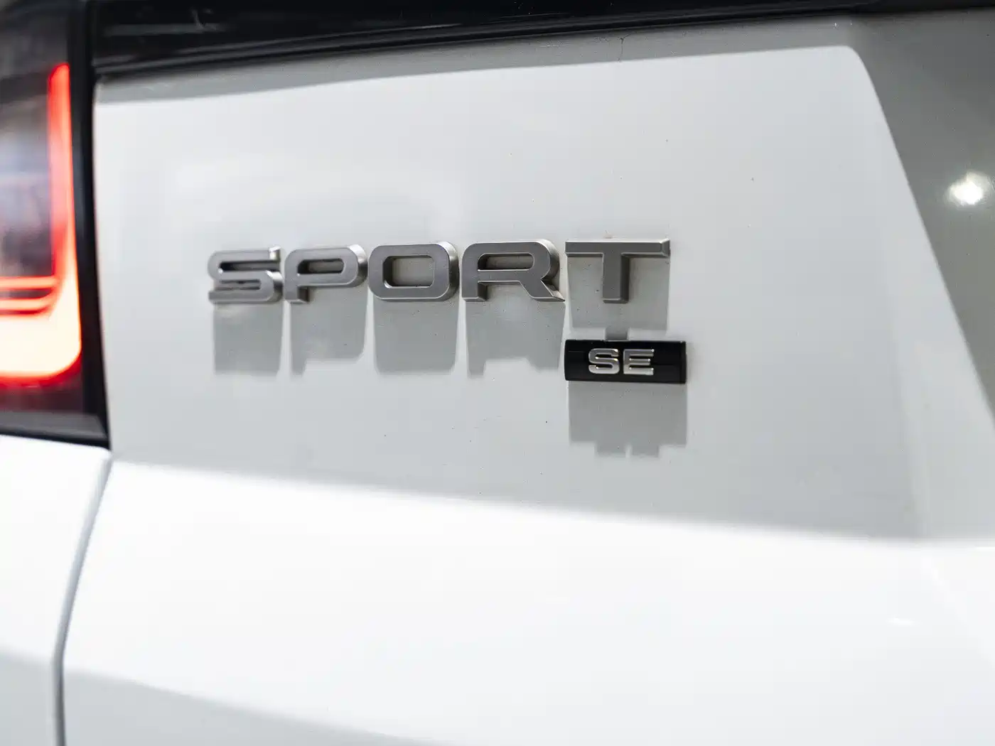 Land Rover Range Rover Sport 2020 3.0 L6 SE фото 24