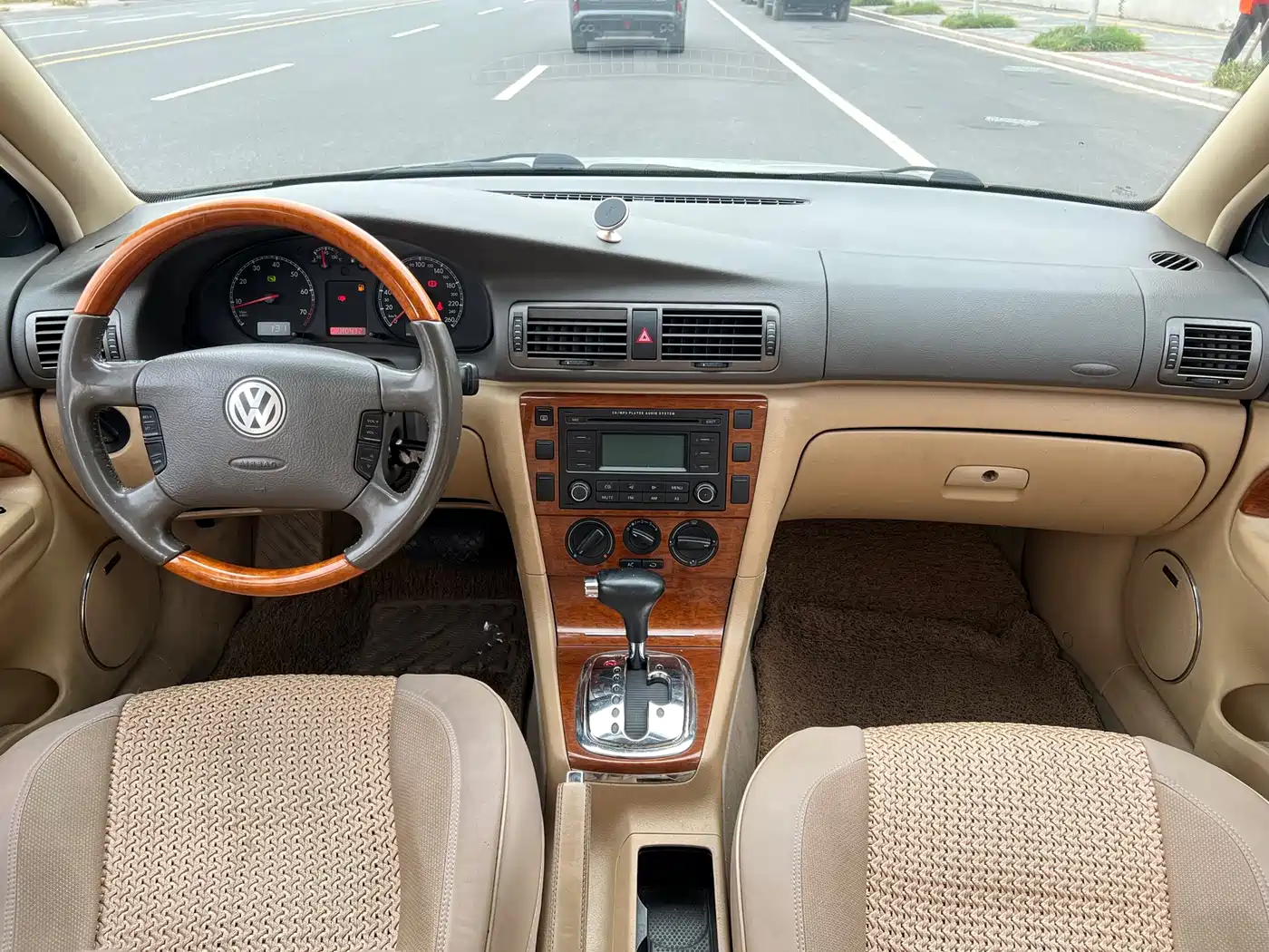 Volkswagen Passat Lingyu 2007 1.8T Automatic Luxury фото 14