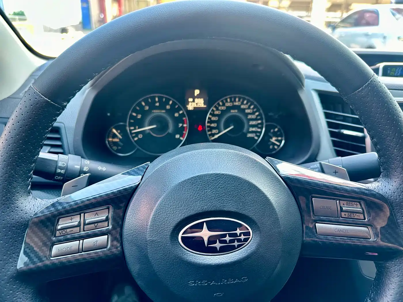 Subaru Legacy 2010 2.5GT Luxury Navigation Edition фото 16