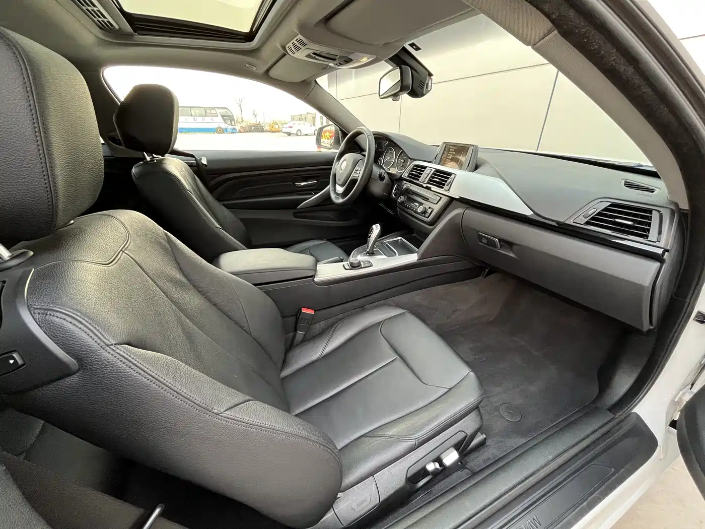 BMW 4 Series 2016 420i Fashion Line фото 5