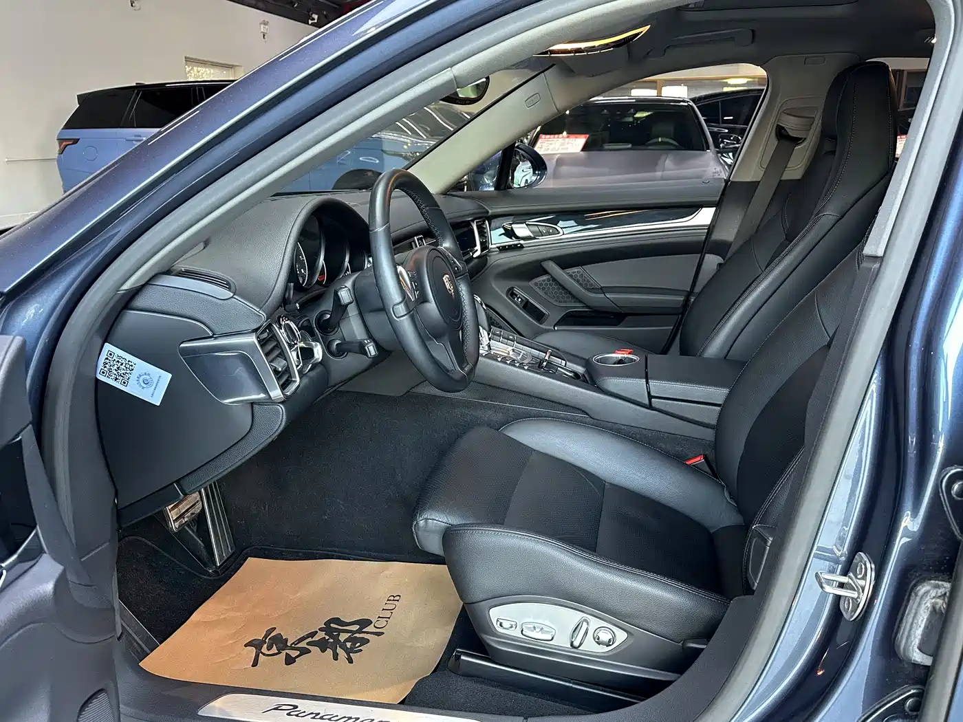 Porsche Panamera 2014 Panamera 4 3.0T фото 7