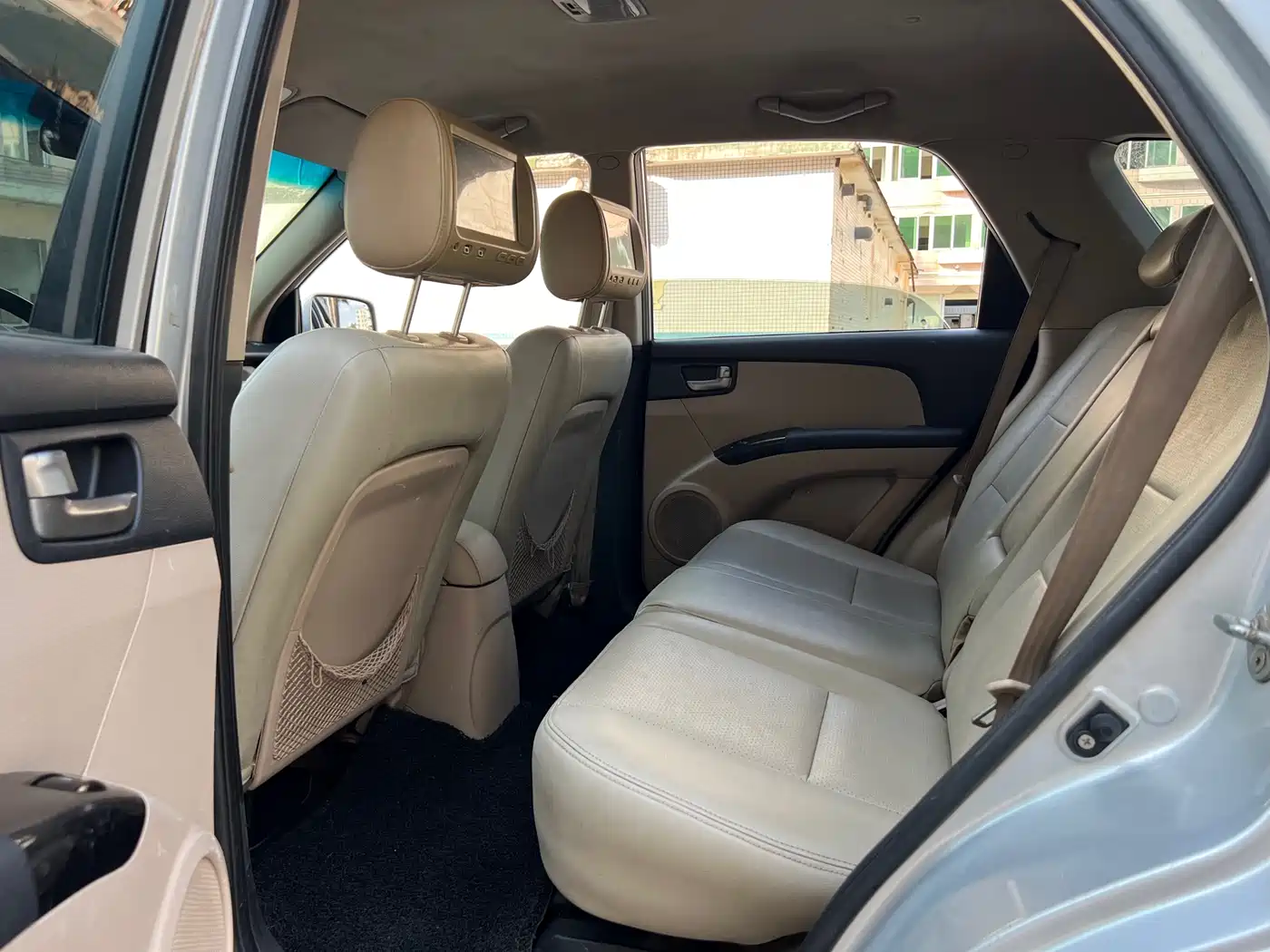 Kia Sportage 2013 2.0L Automatic 2WD GL фото 10