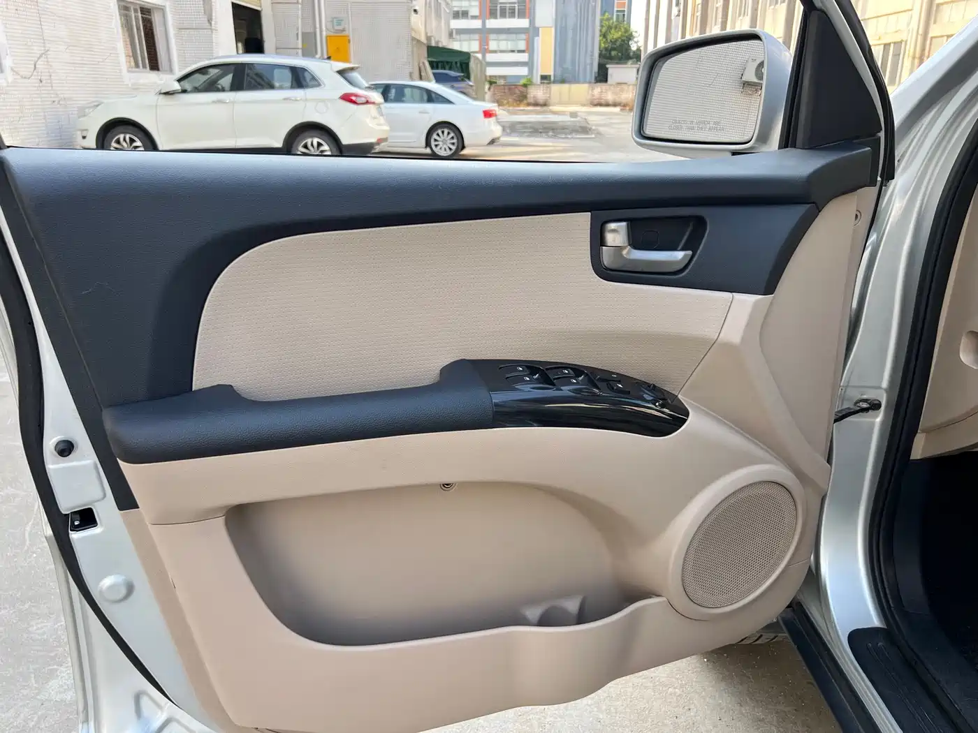 Kia Sportage 2013 2.0L Automatic 2WD GL фото 9