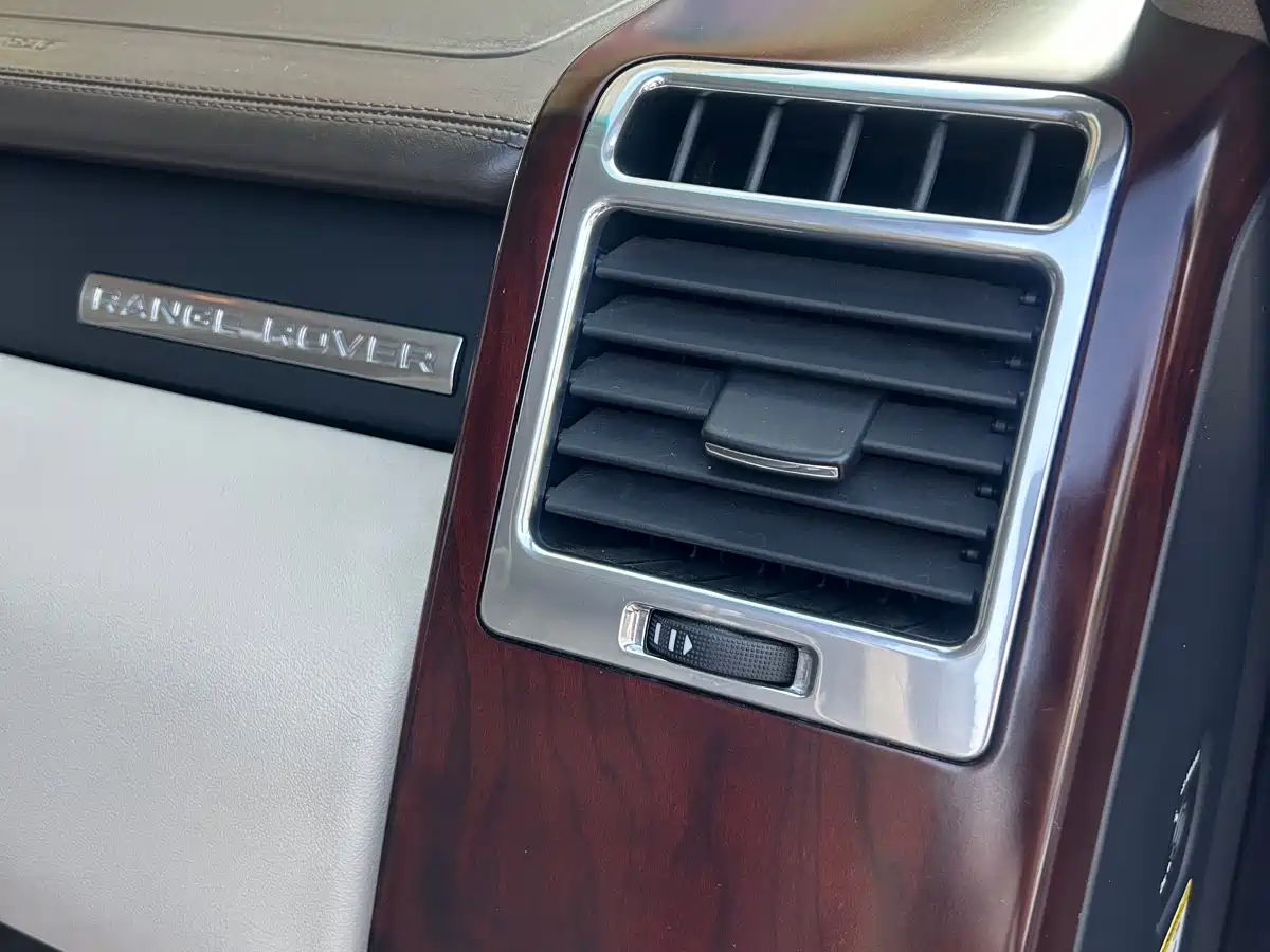 Land Rover Range Rover 2012 5.0 NA V8 фото 14